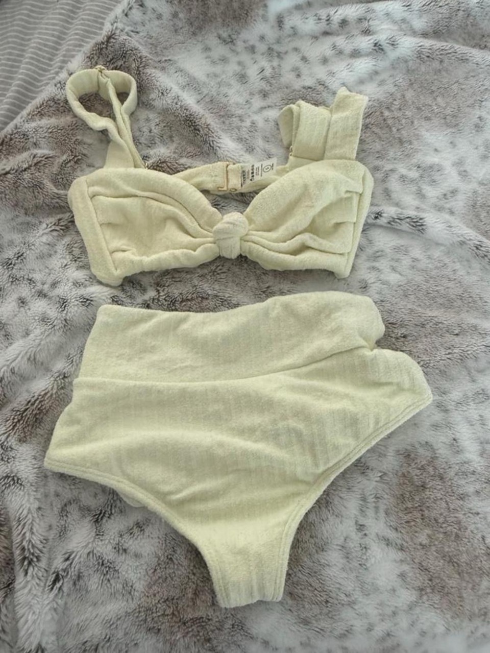 Montce Buttercream Ribbed Bikini Set (S/M)